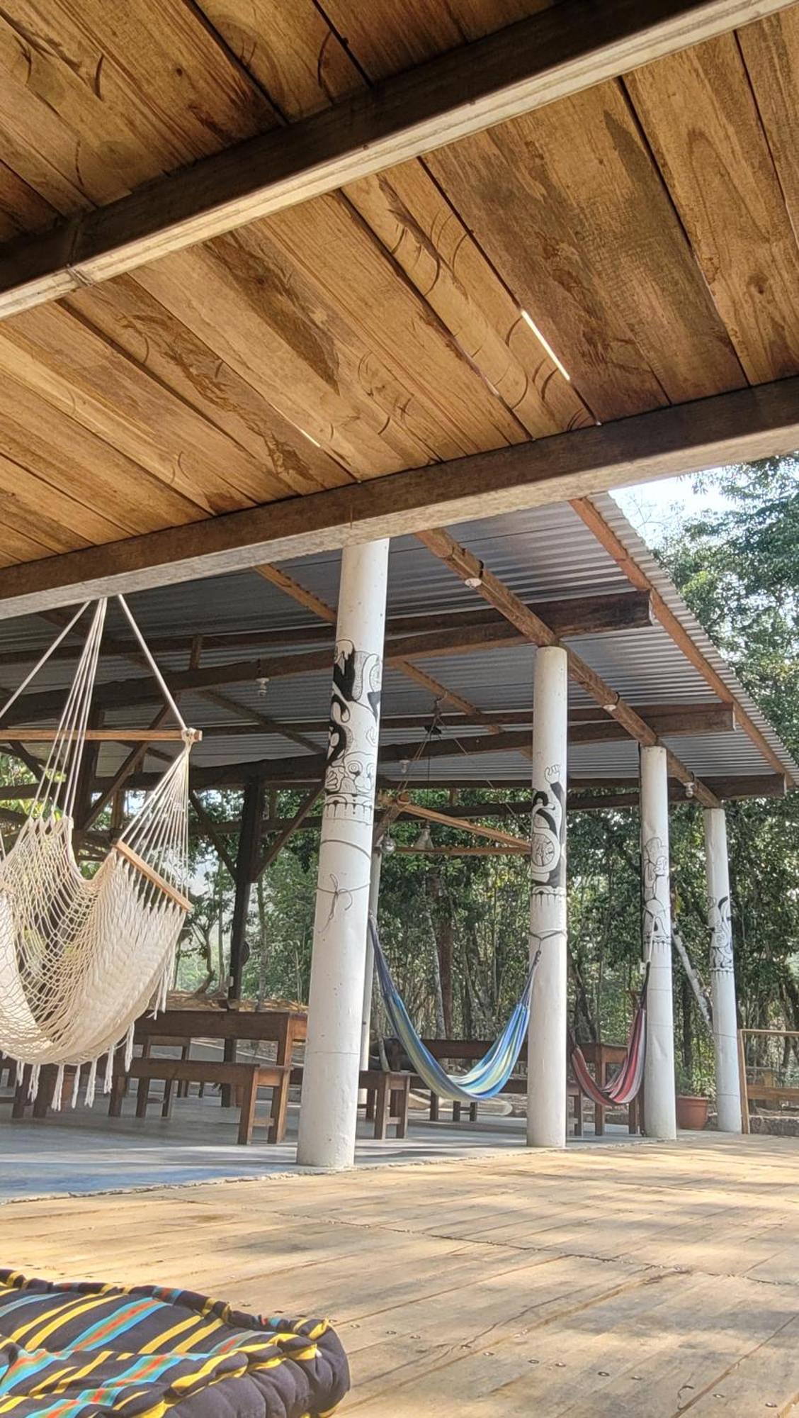 Pachamaya River Hostel Lanquín Εξωτερικό φωτογραφία