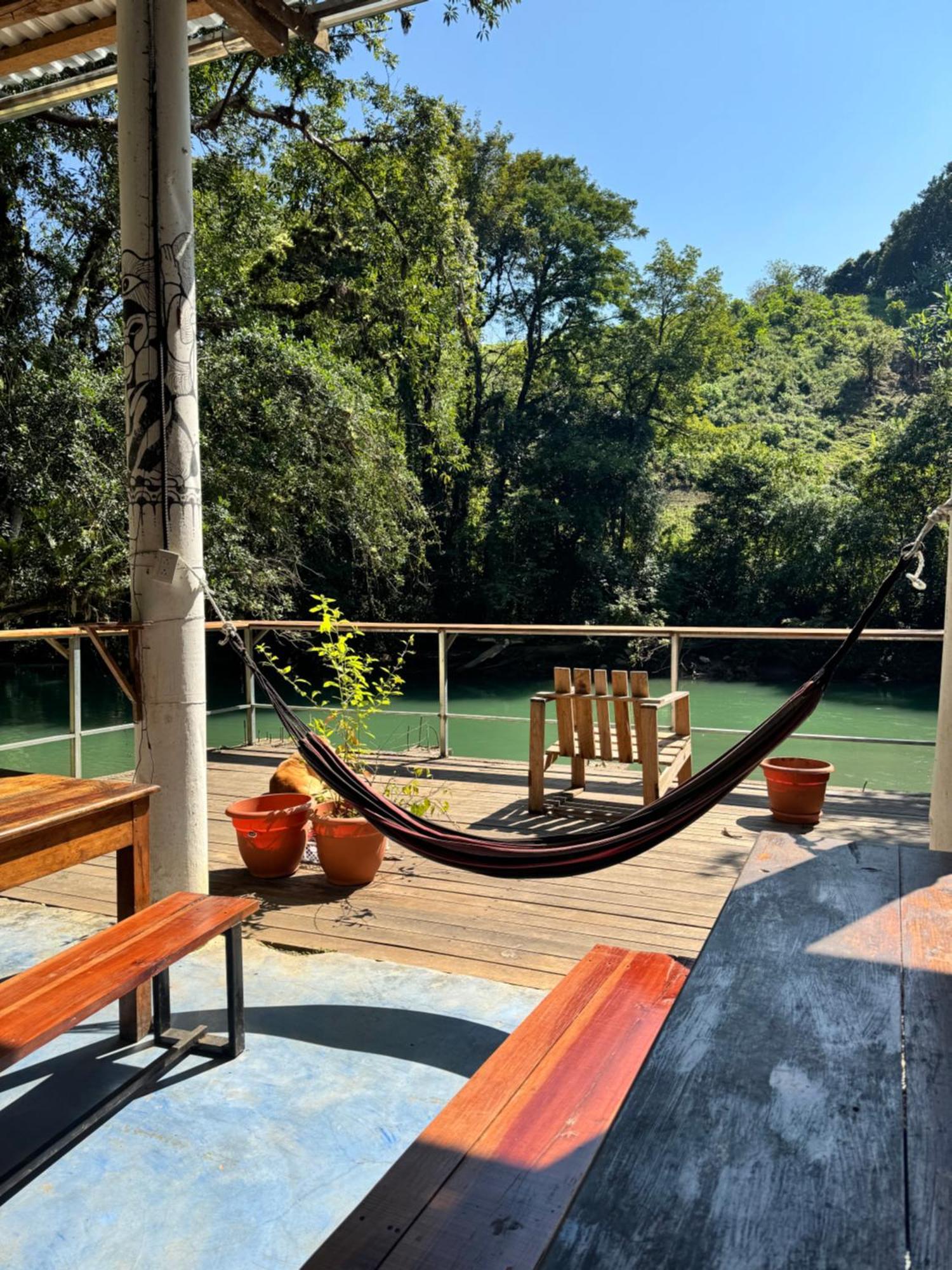 Pachamaya River Hostel Lanquín Εξωτερικό φωτογραφία